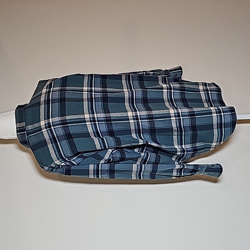 Eddie Bauer Flannel Shirt Button Down Plaid Longsleeve Pocket Boyfriend Fit L - Picture 5 of 11